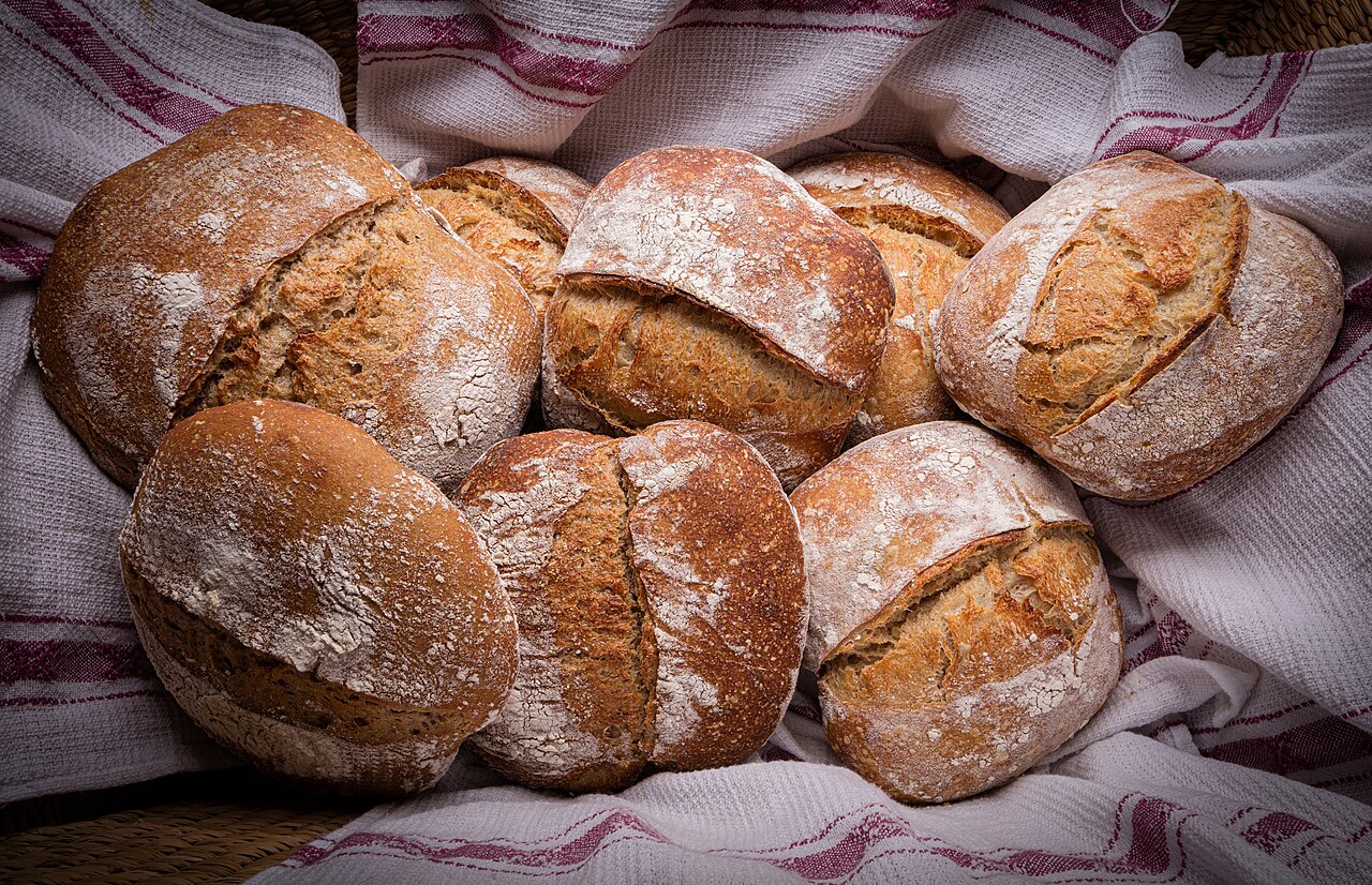 Why Bake Sourdough Bread: Digestion, Flavor & No Additives